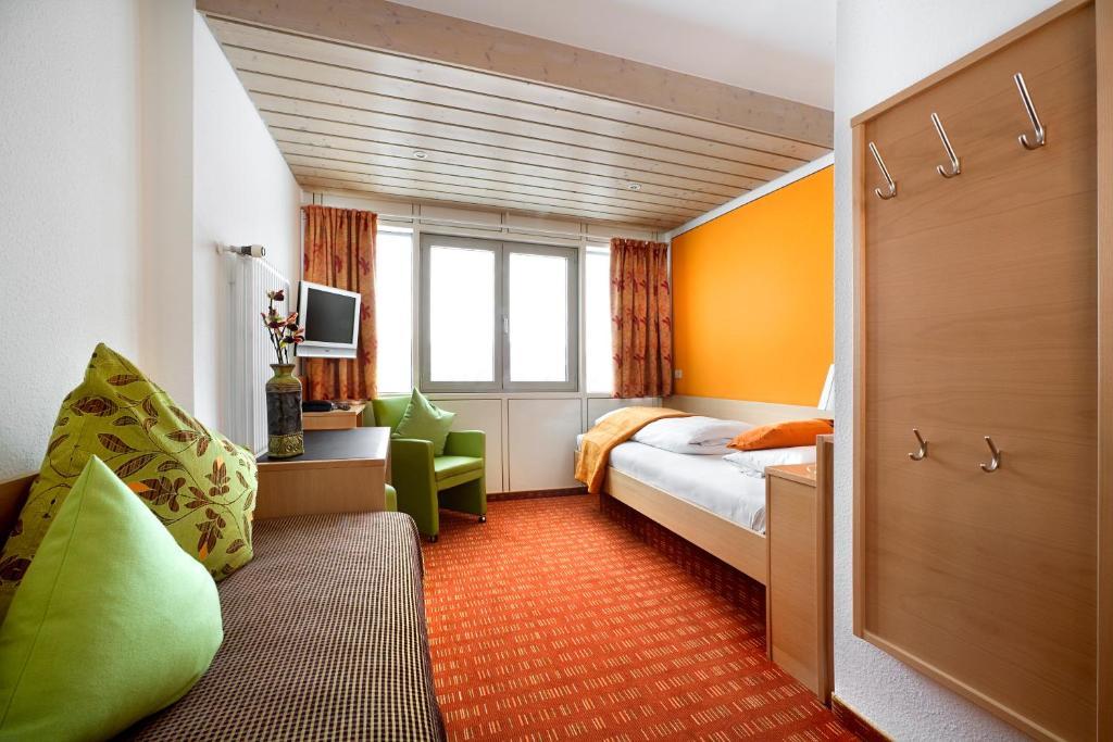 קמפטן Hotel Waldhorn חדר תמונה