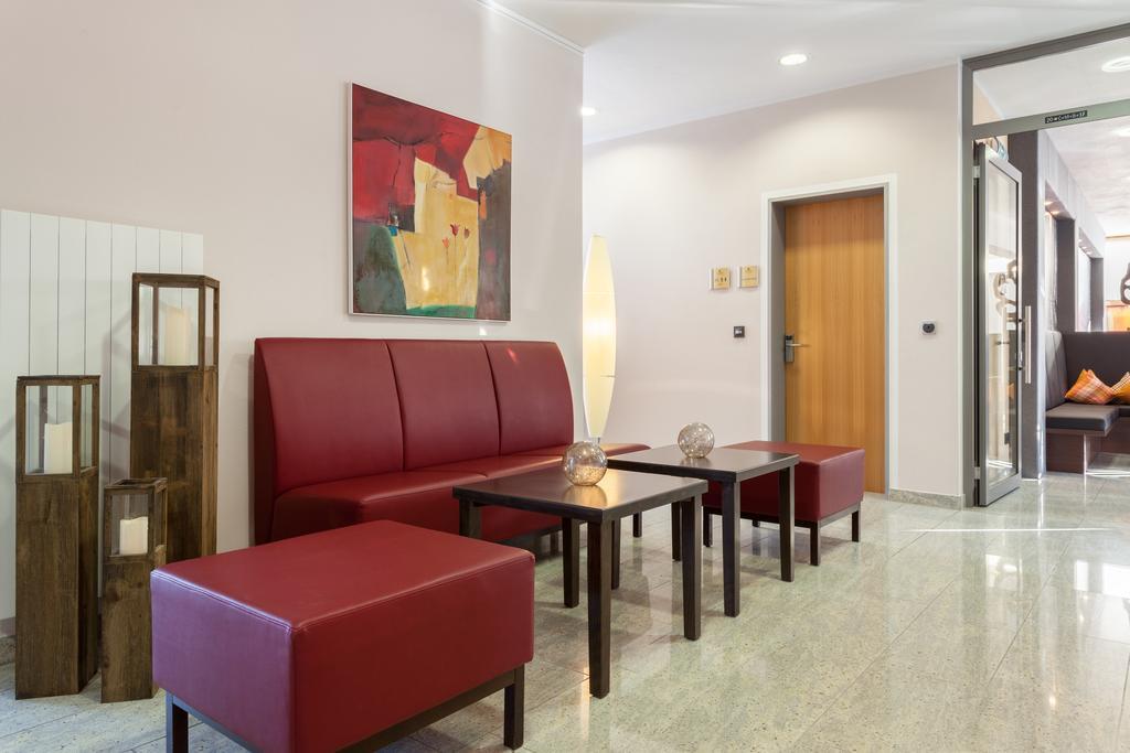 קמפטן Hotel Waldhorn מראה חיצוני תמונה