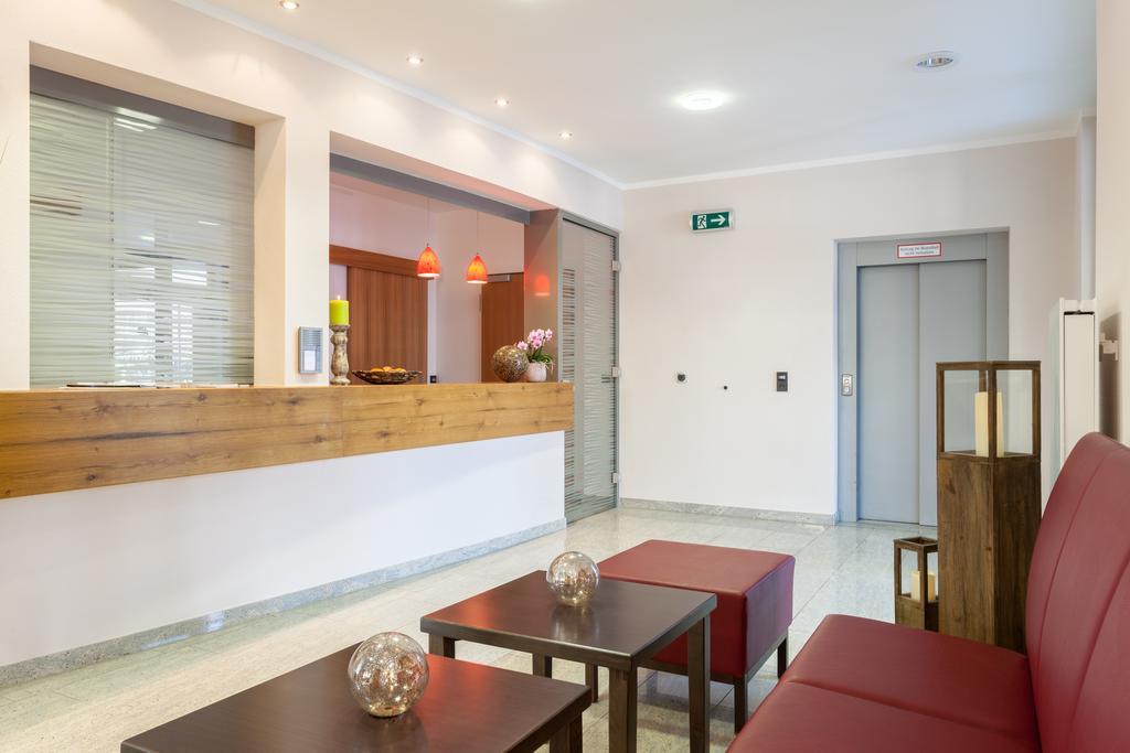 קמפטן Hotel Waldhorn מראה חיצוני תמונה