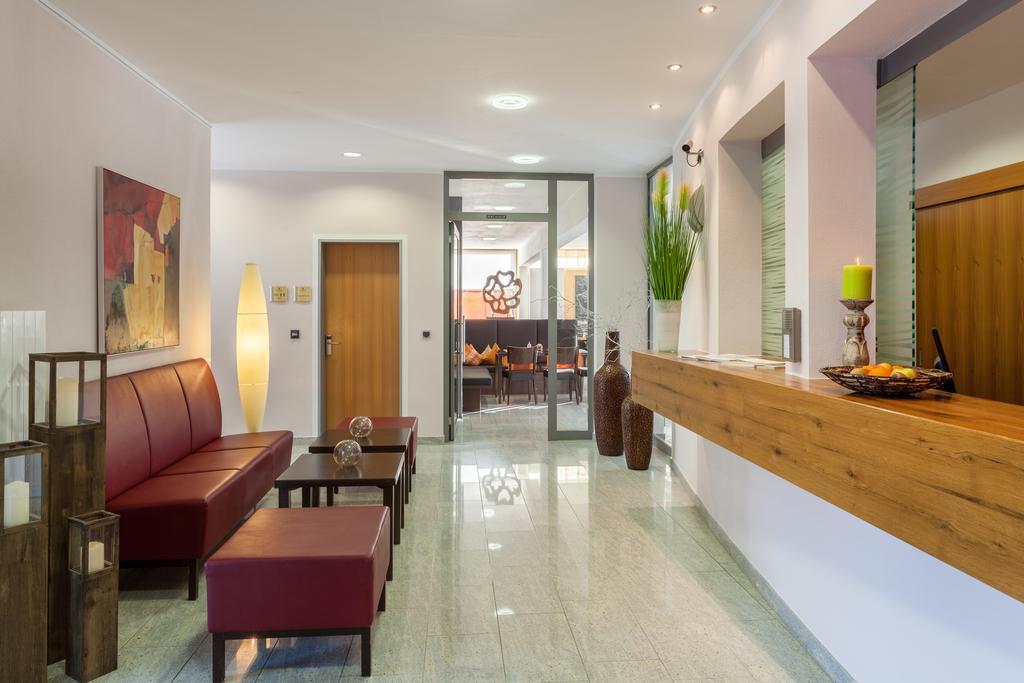 קמפטן Hotel Waldhorn מראה חיצוני תמונה