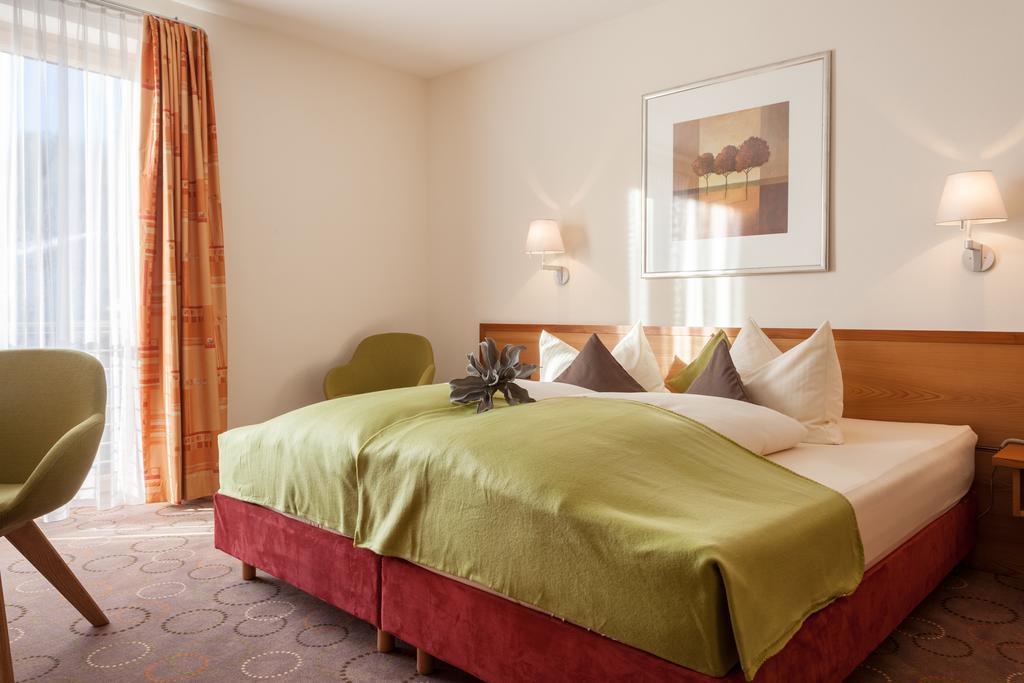 קמפטן Hotel Waldhorn מראה חיצוני תמונה