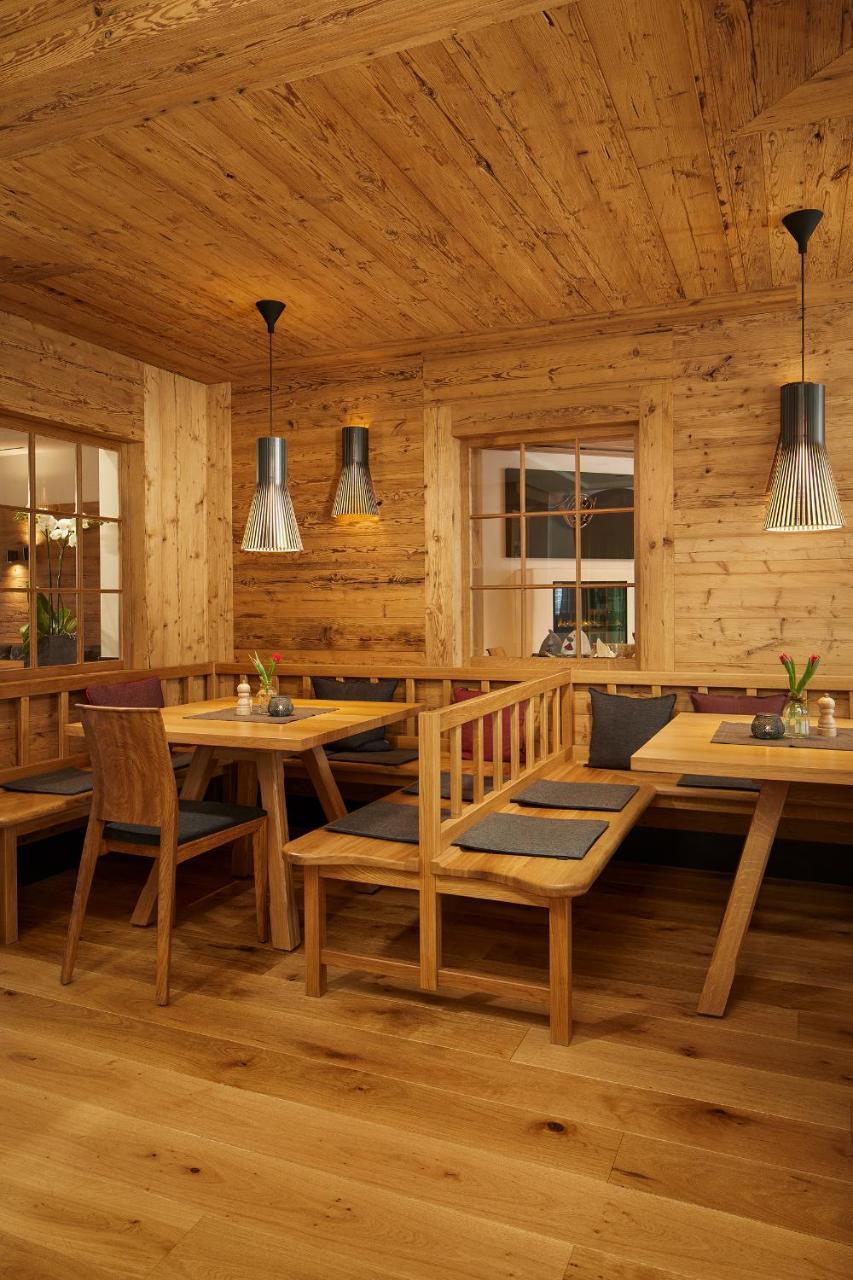 קמפטן Hotel Waldhorn מראה חיצוני תמונה